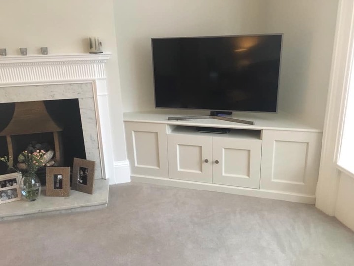 Alcove TV Unit Harrison Fine Woodwork Lee Harrison