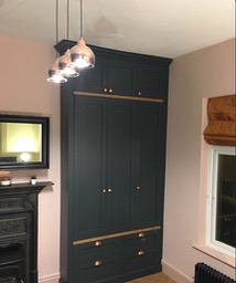 Traditional alcove pantry cupboard
