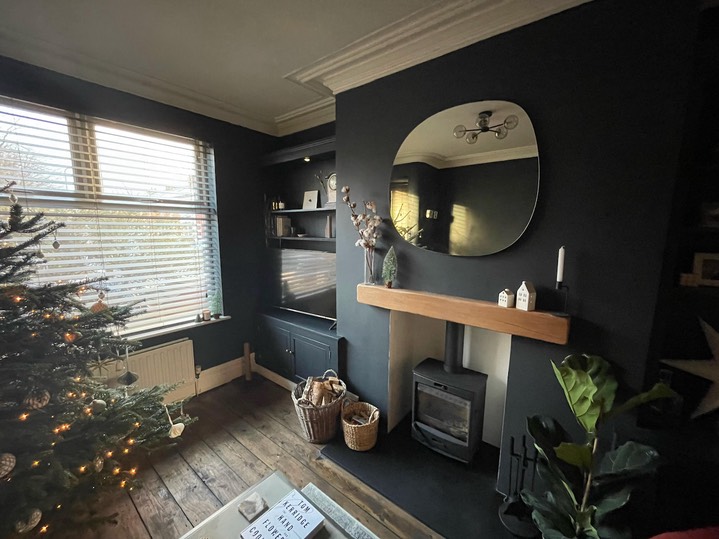 Traditional shaker alcove